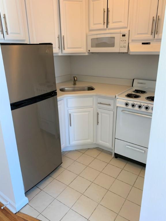460 West 50th Street – photo 1