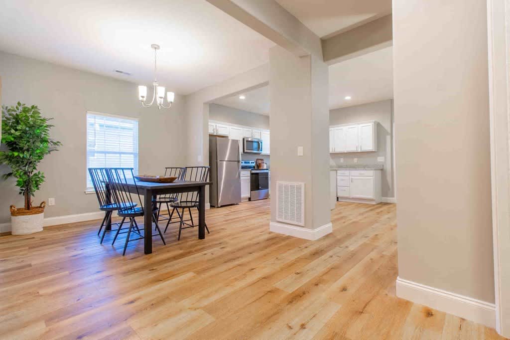 1420 Cora Ln – photo 5