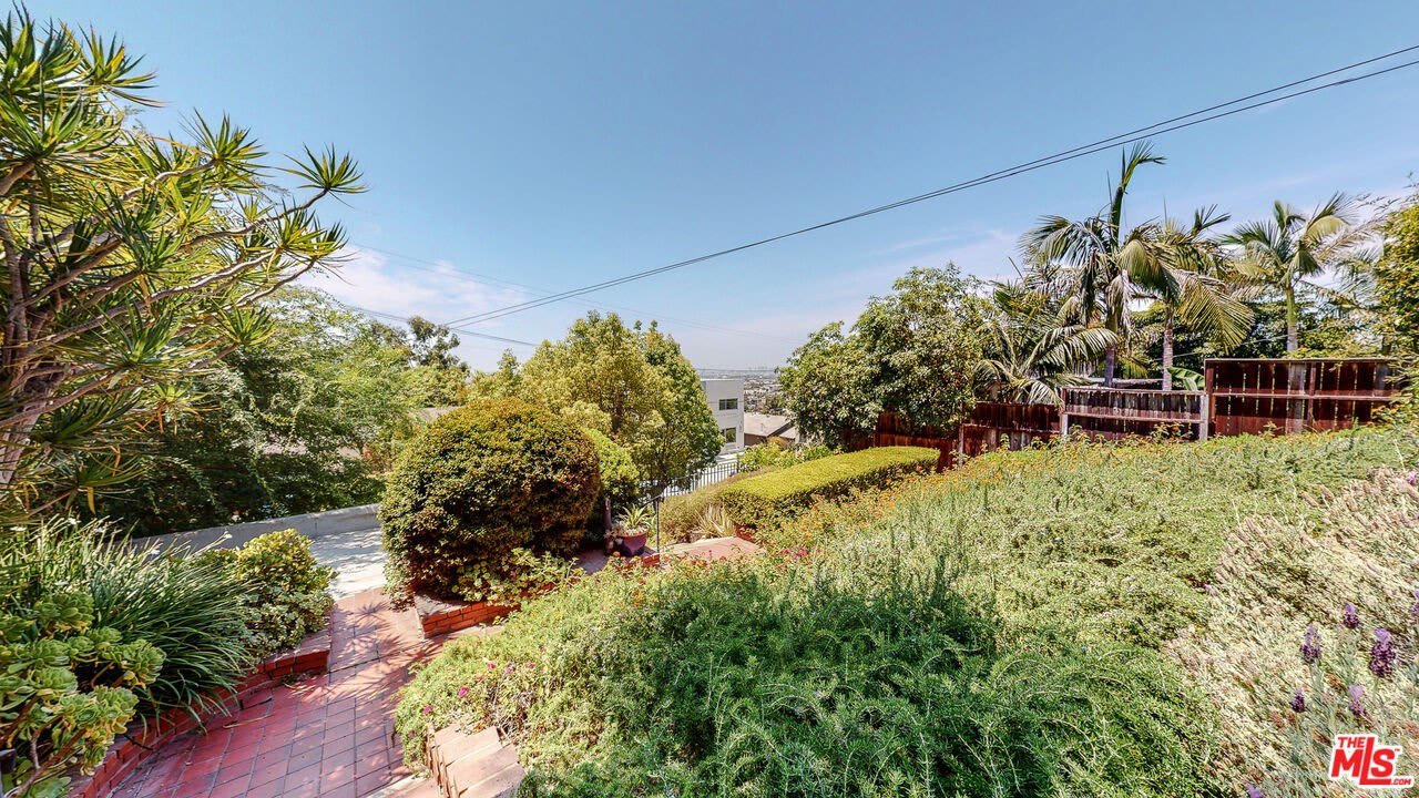 3627 Crestmont Ave – photo 4