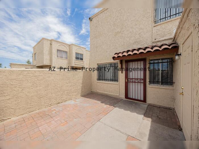 5414 West Lynwood Street – photo 2