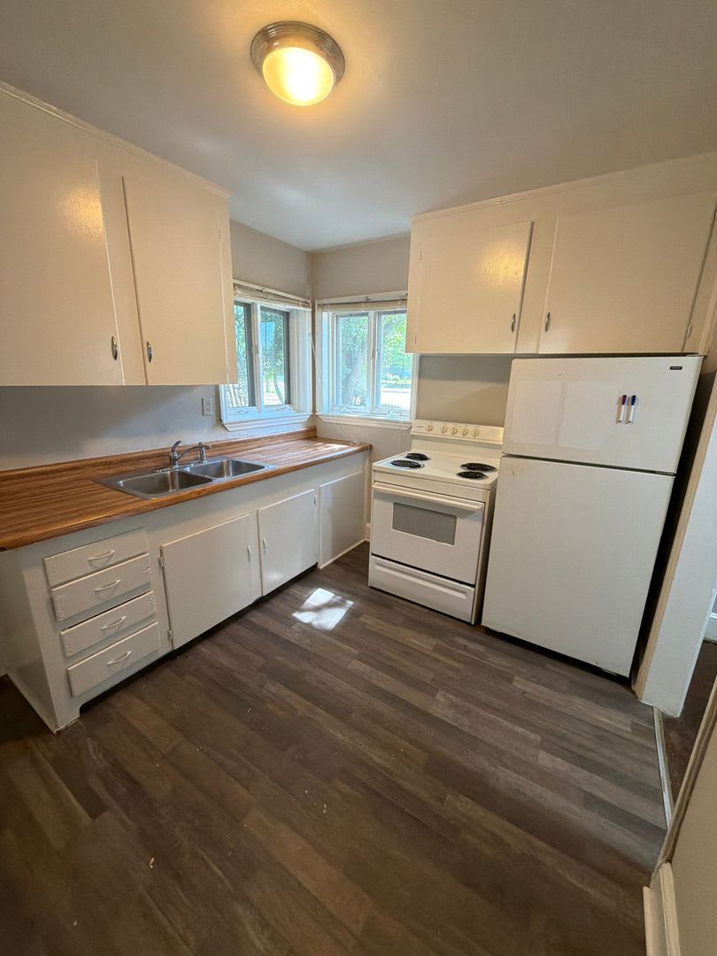 T R Lawing Realty Property – photo 4