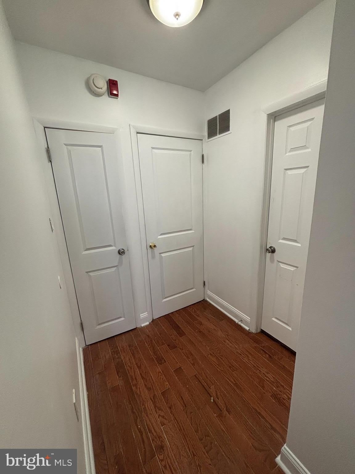 1501 S Newkirk Street – photo 2