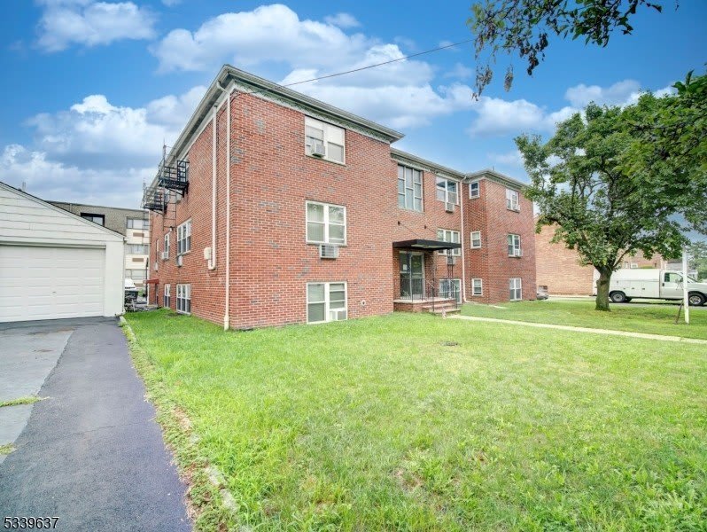 148-152 Newark Unit 3 – photo 1