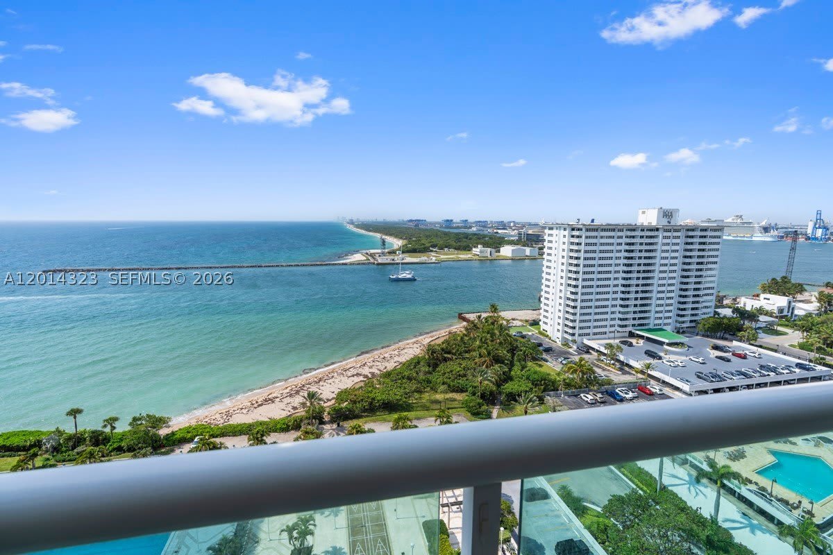 2100 S Ocean Ln – photo 3