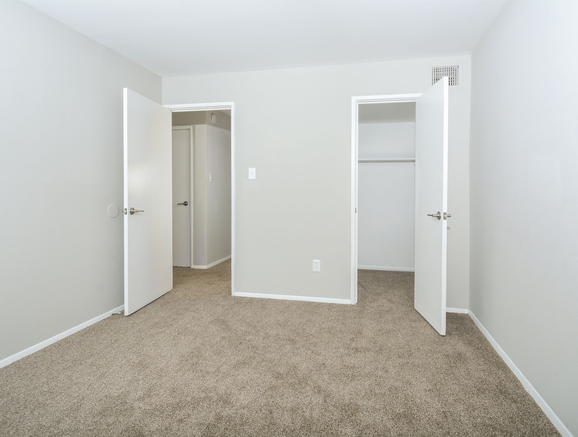 The Lockwood Apartments – photo 3