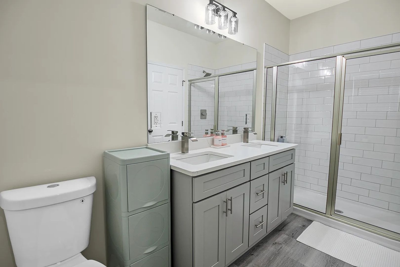 Room In 3 Bedroom Home In Charlotte – photo 3