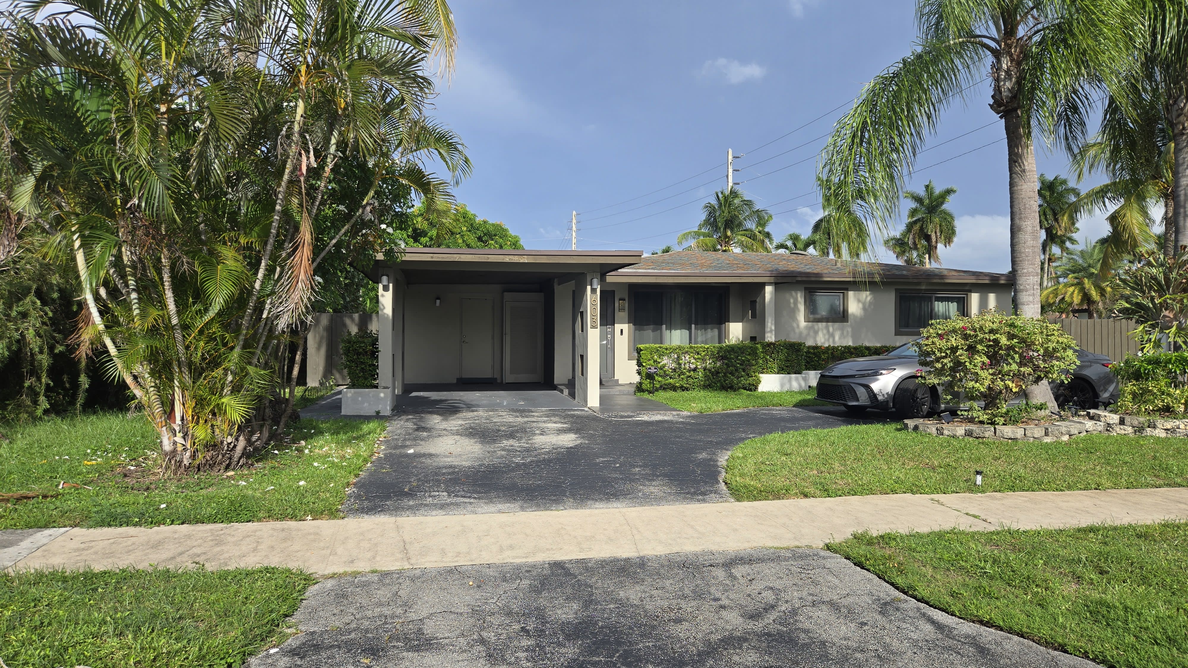 603 North 31st Court – photo 1