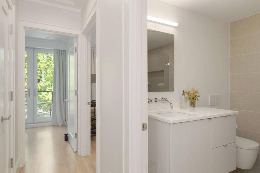 53 Rutland Sq. – photo 3