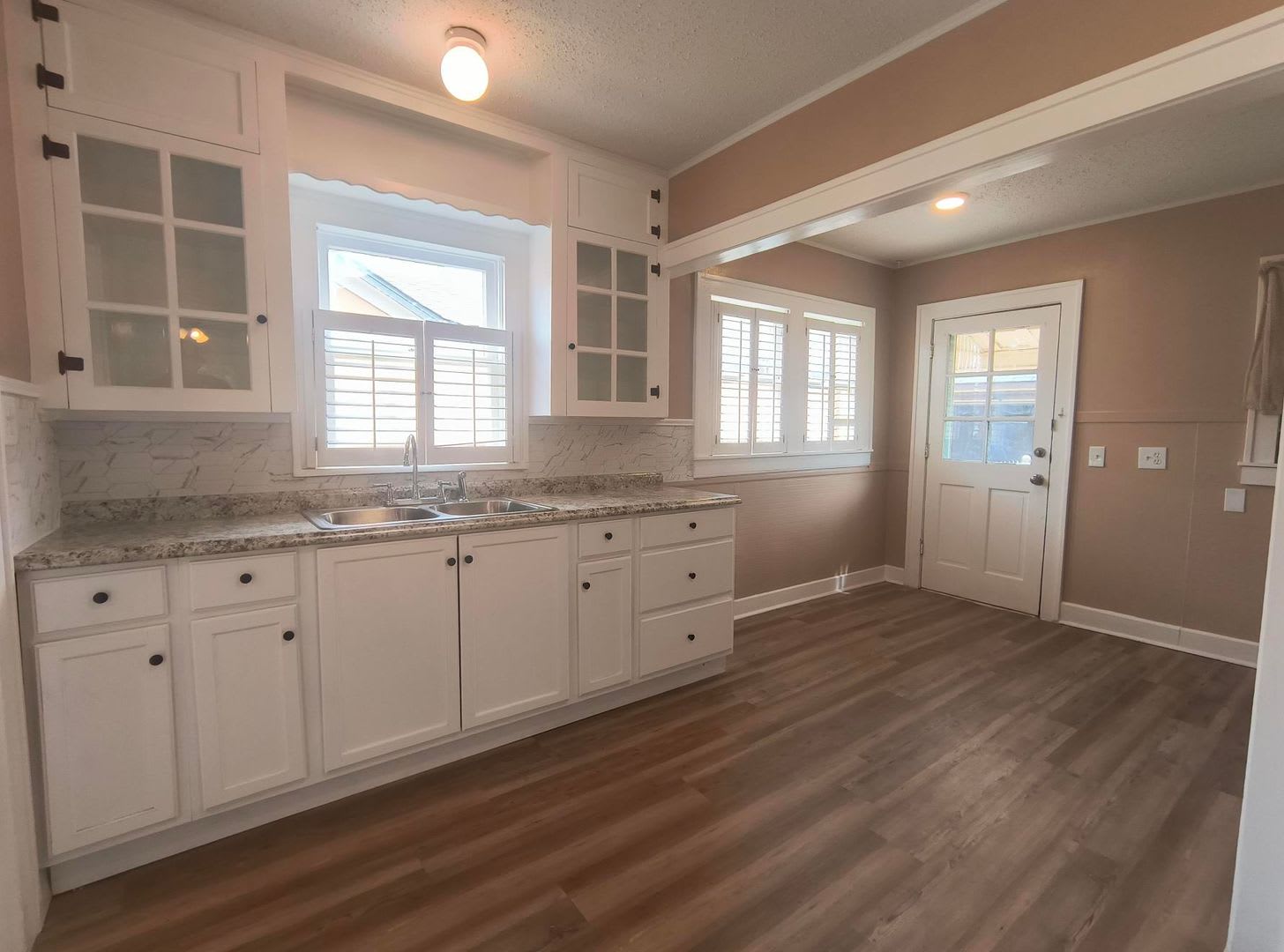 Charming 2-Story Brick Home with Detached Garage AVAILABLE NOW! – photo 2