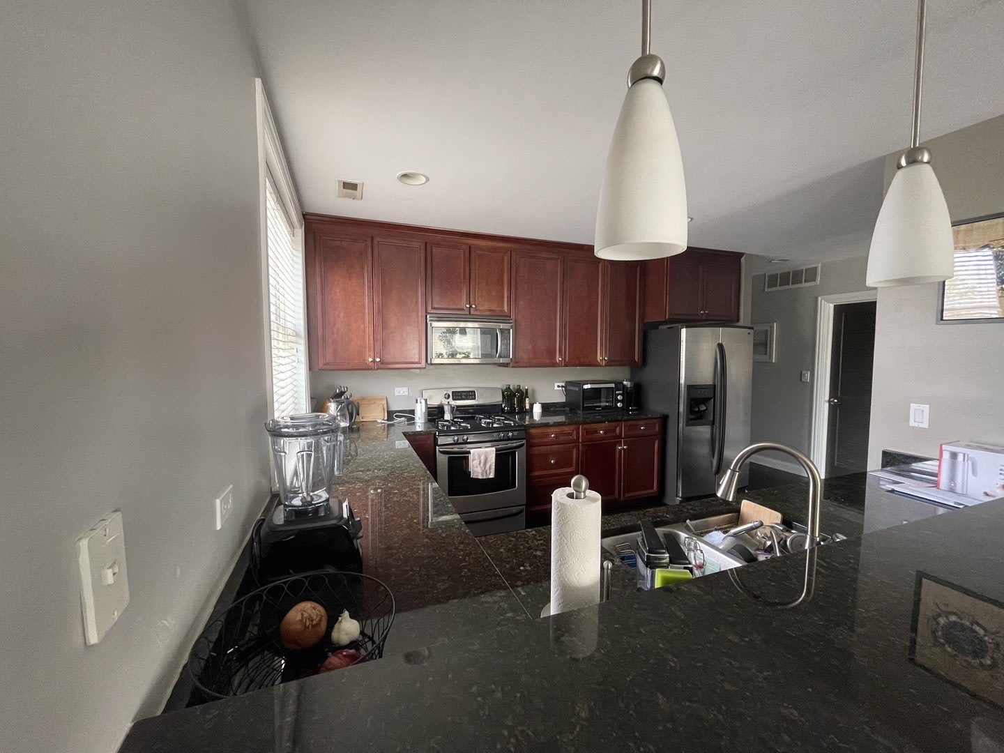301 S Leavitt Street – photo 4