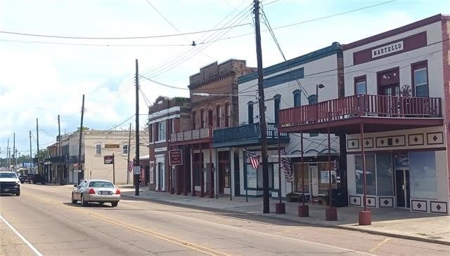 302 E Railroad Avenue – photo 2