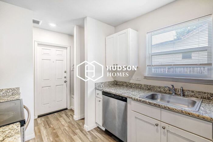 458 Ferris Avenue – photo 5