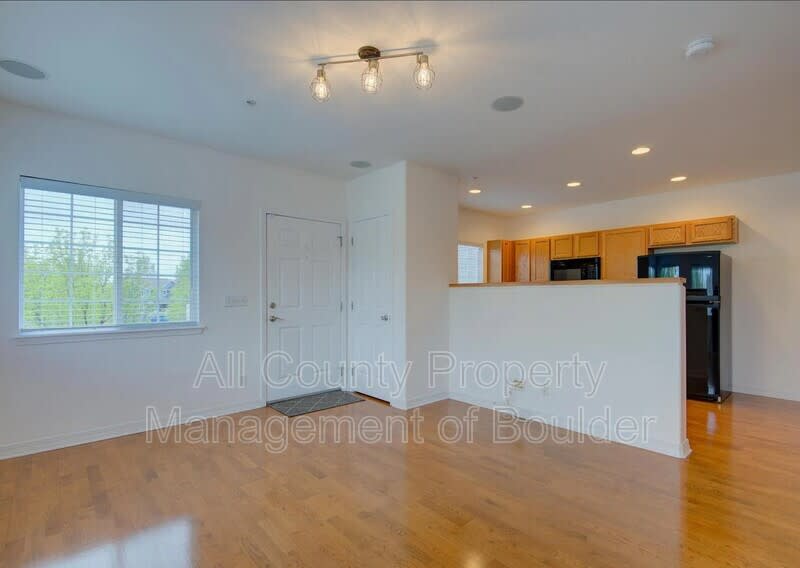 14300 Waterside Ln – photo 4