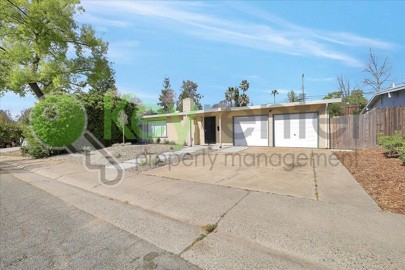 8133 Molokai Way – photo 2