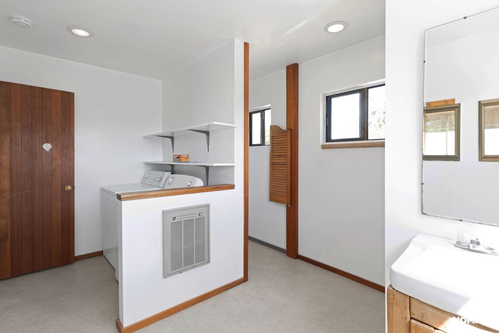 Soulful Mountain Sanctuary In Ashland Available September 1St – photo 3