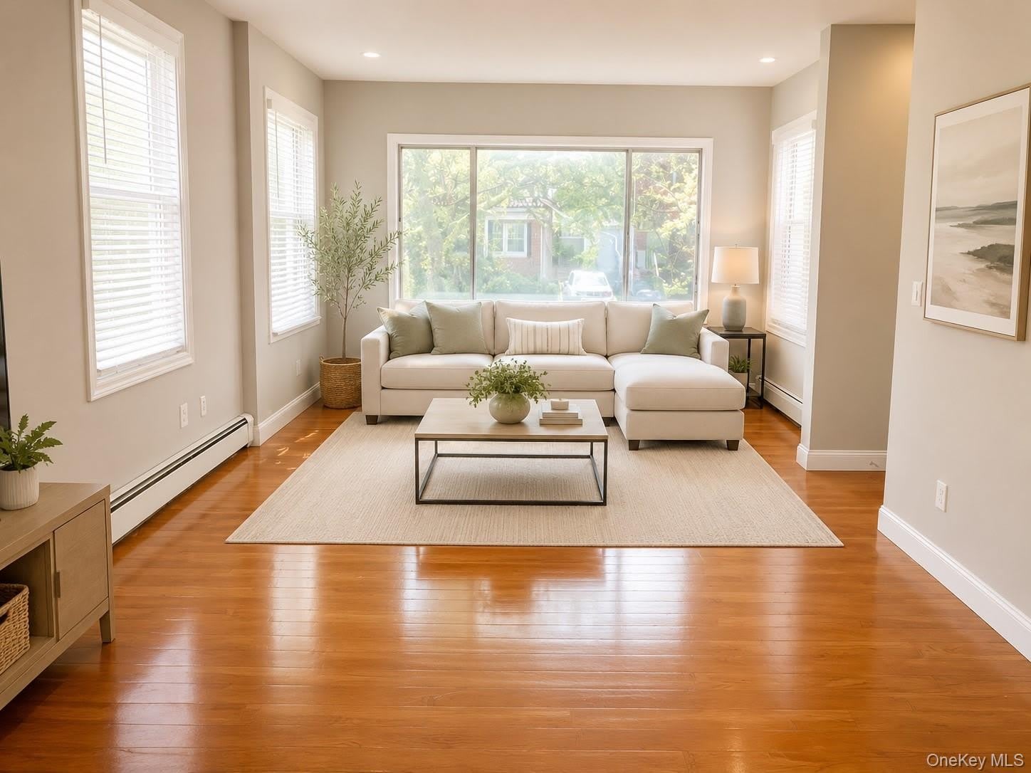 157 W Walnut – photo 1