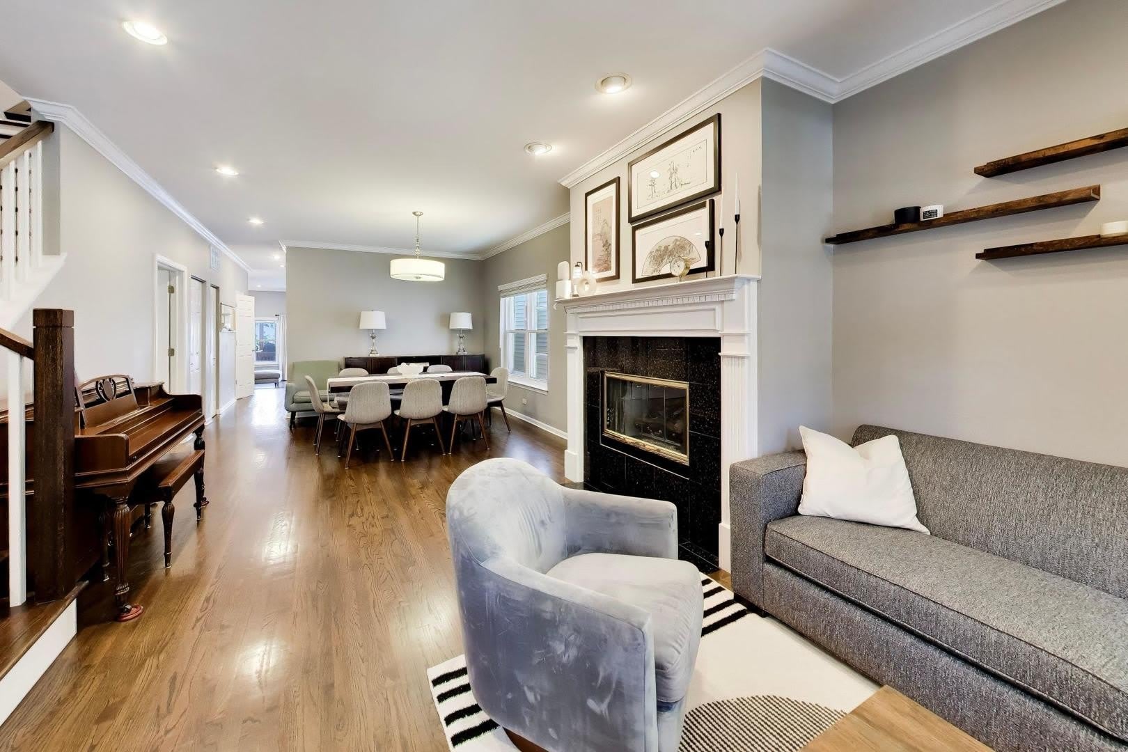 329 W Goethe Street – photo 4