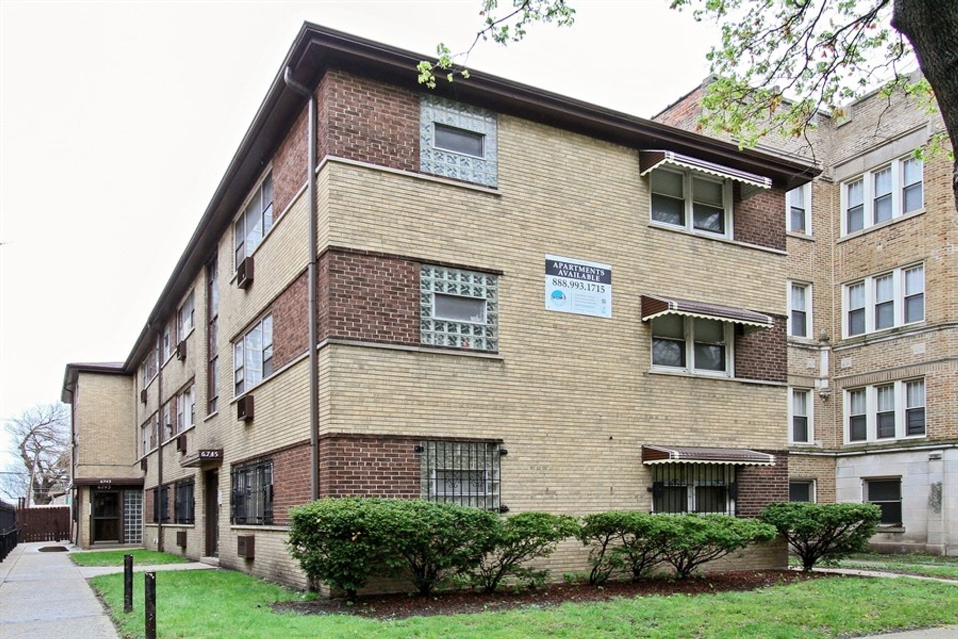 6743 Oglesby – photo 3
