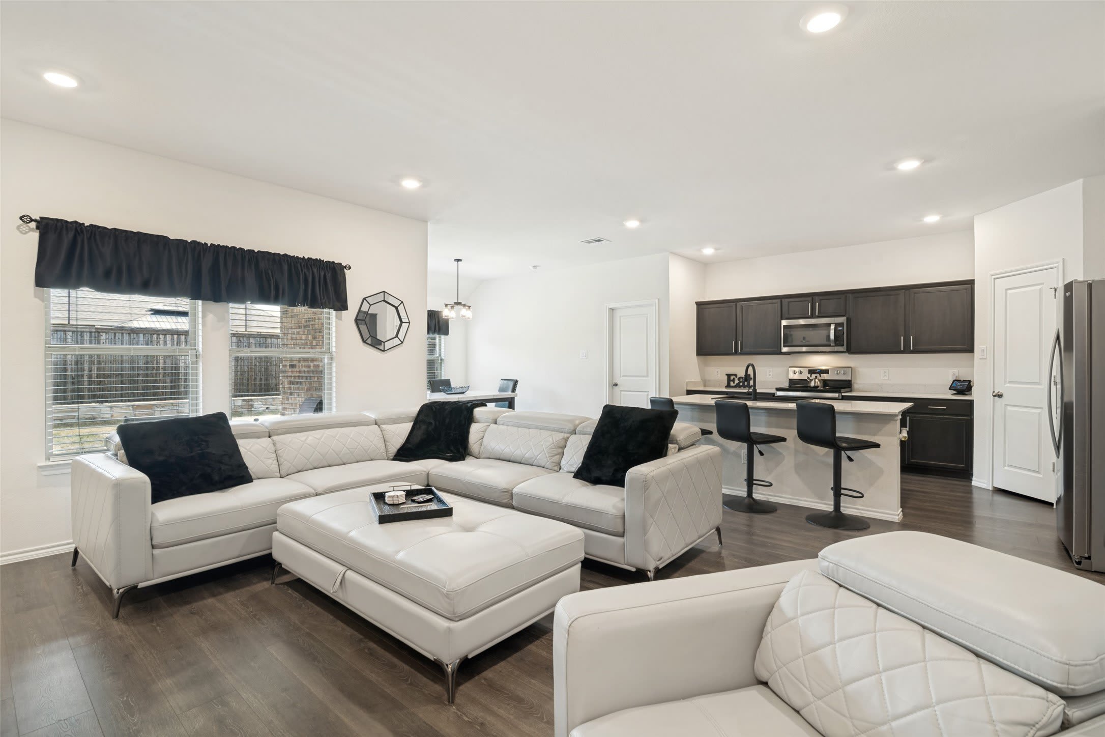 3413 Perman Drive – photo 5