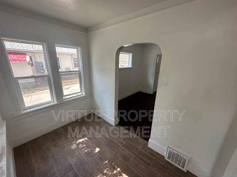 611 6th Street – photo 3