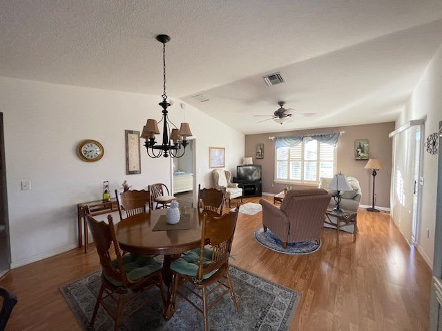 445 Corbett Dr – photo 4