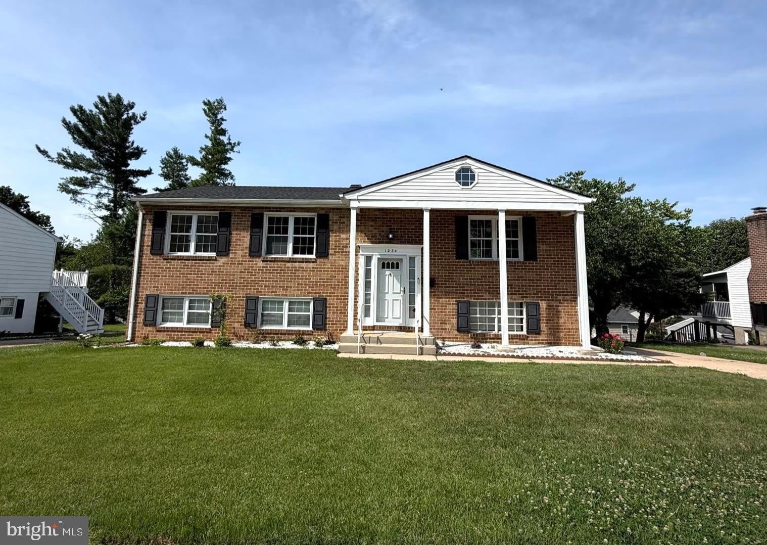 1234 PLEASANT VALLEY Drive – photo 1