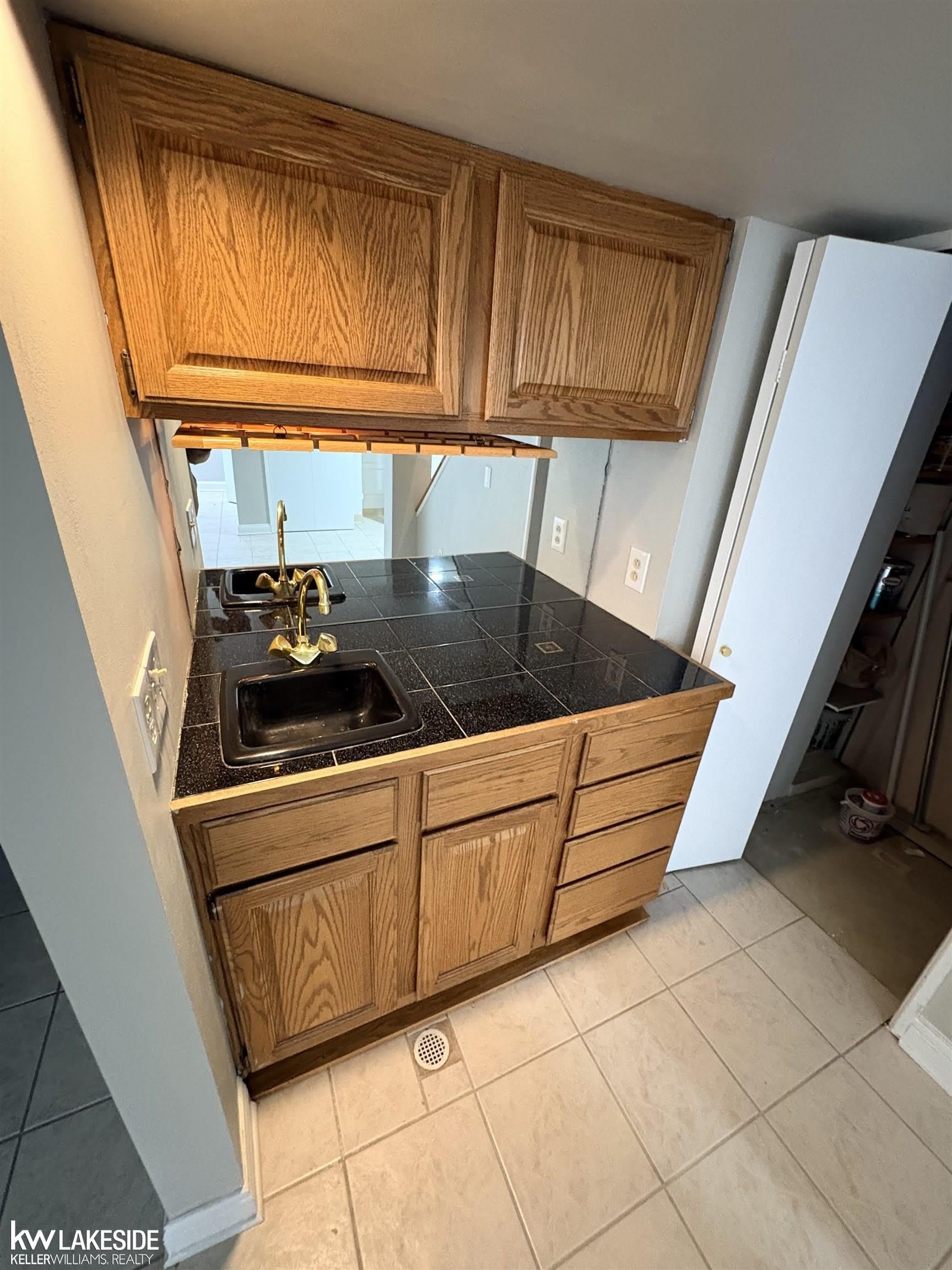 616 byron ct Road – photo 5