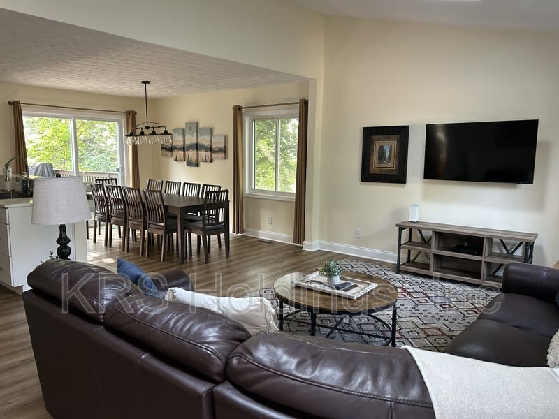 2030 Hawksbill Rd – photo 3