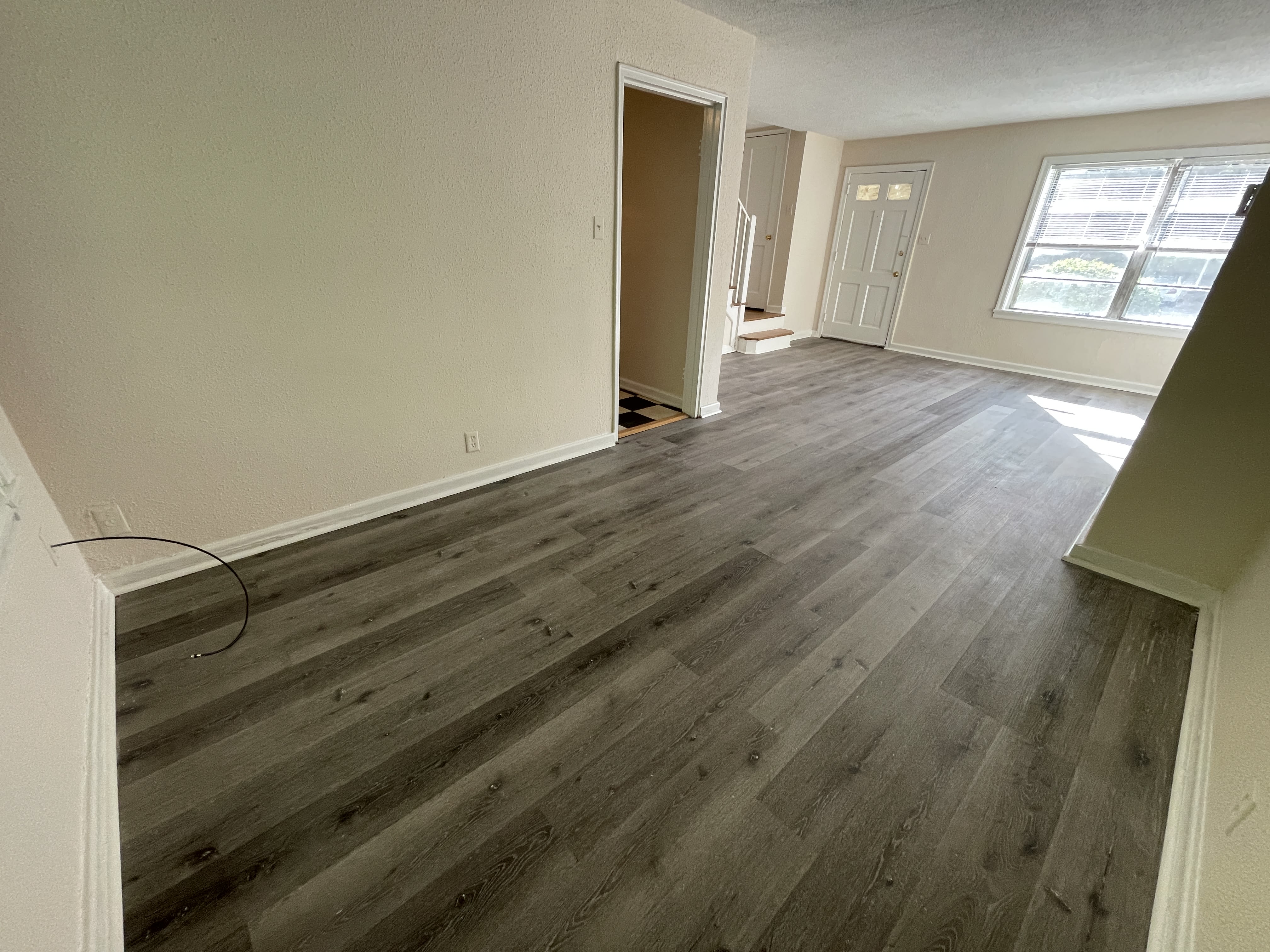 1641 Valley Ave – photo 3