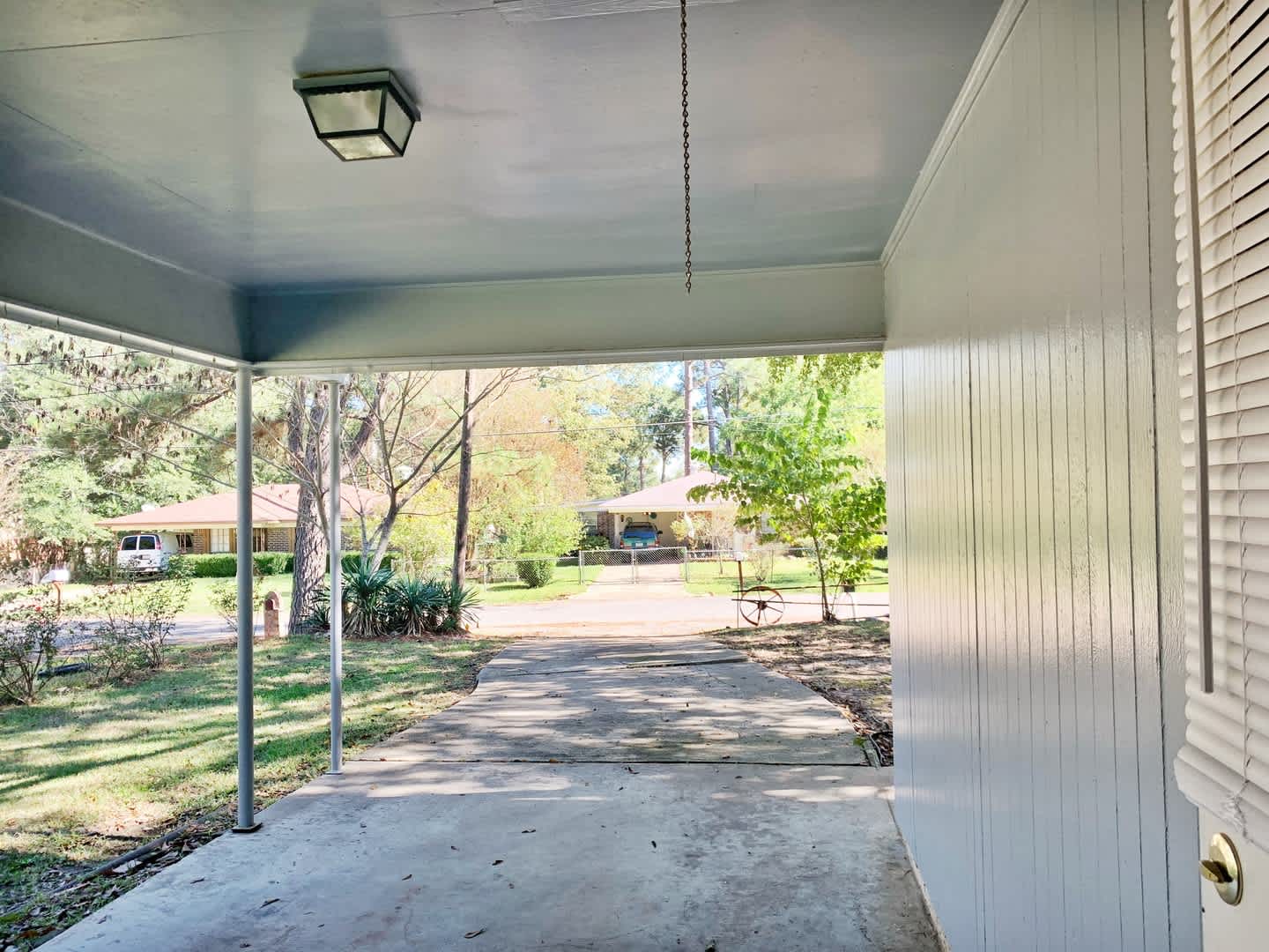 3 bedroom 1.5 bathroom – photo 2