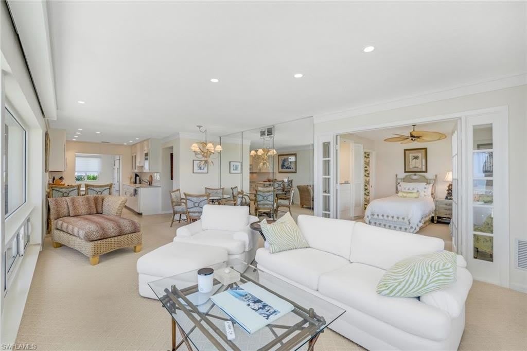 1851 Gulf Shore Blvd. N – photo 4