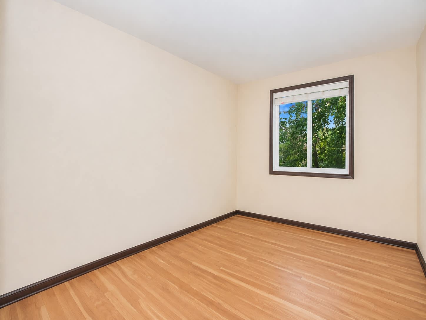 2736 Prairieview Lane South – photo 3