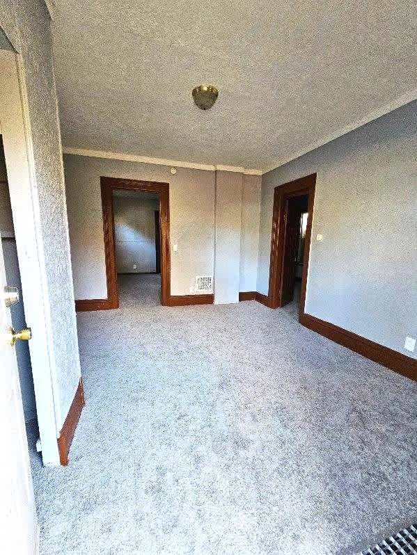 453 Central Park – photo 2