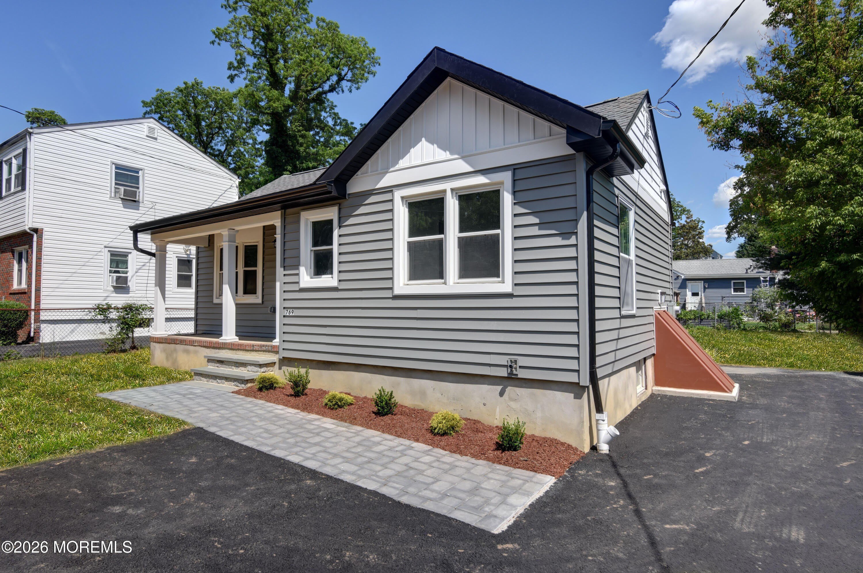 769 Cliffwood Avenue – photo 3