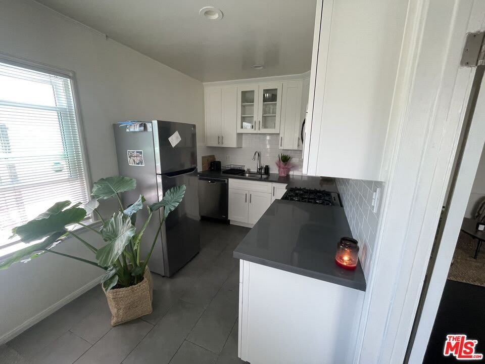 9608 W Olympic Blvd – photo 4