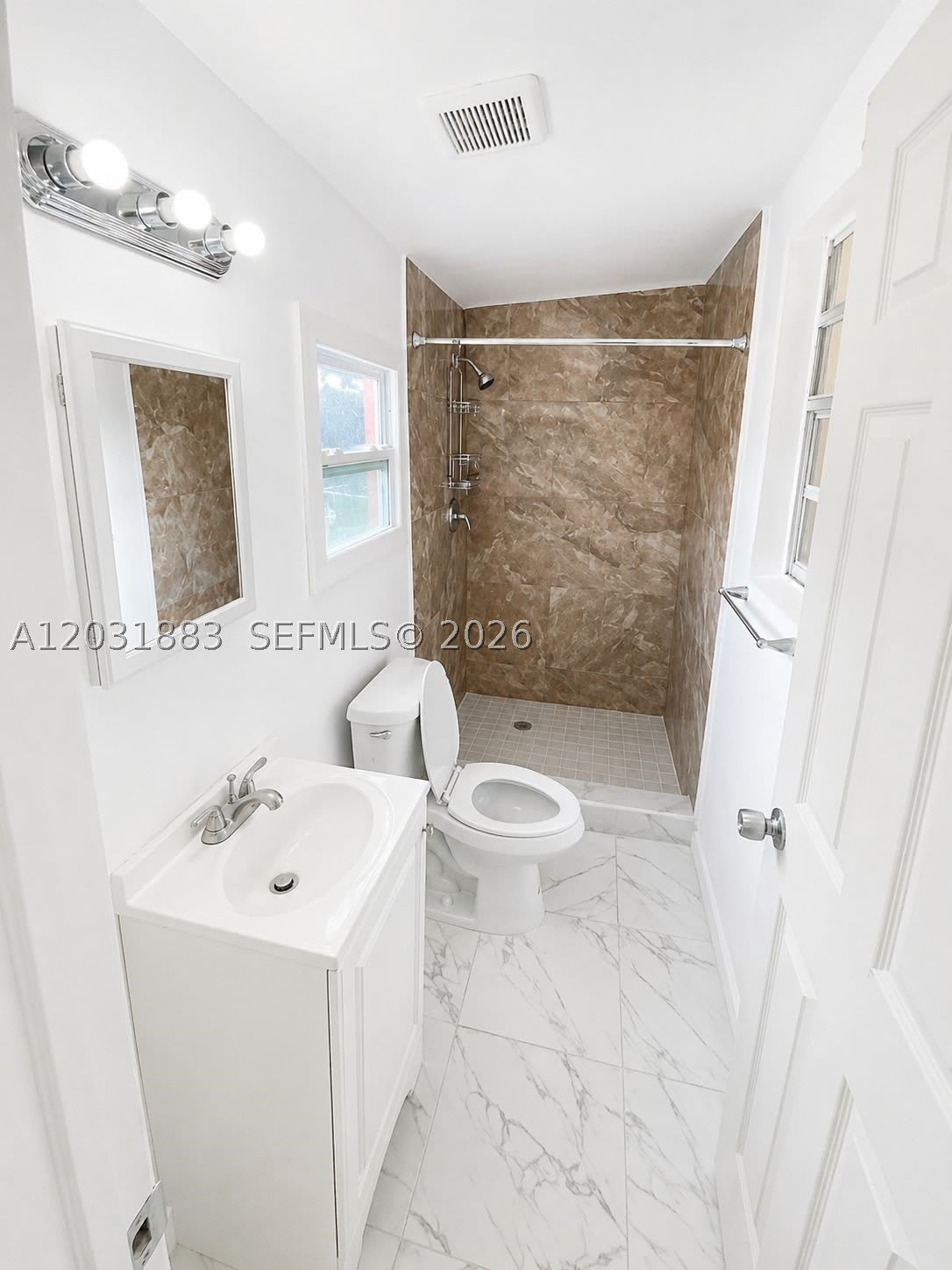 15720 NW 28th Pl – photo 4
