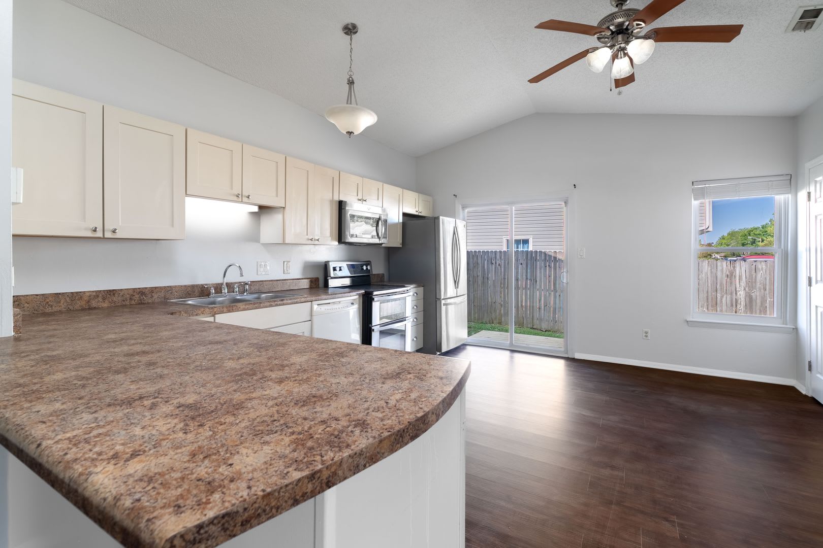 Renovated Ranch!! – photo 5