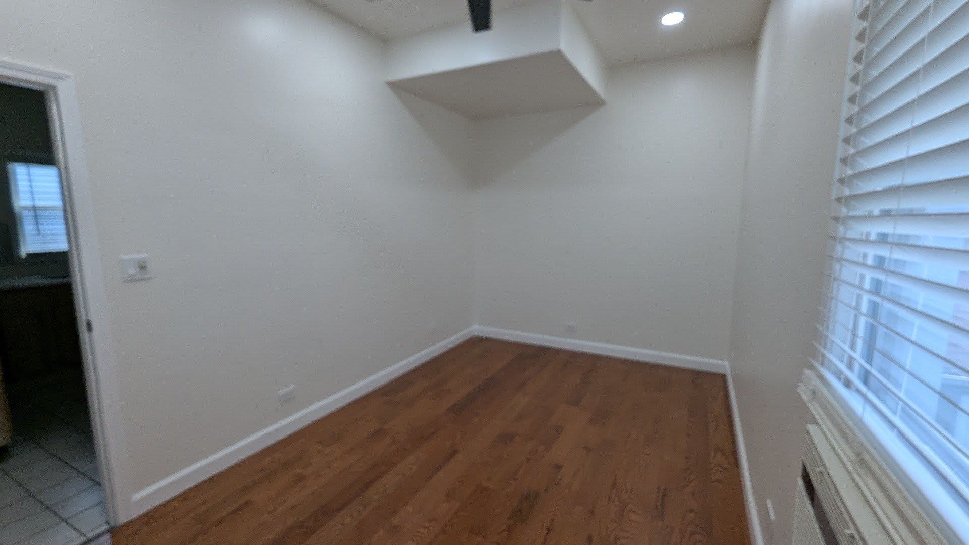 2834 W Fletcher Street – photo 5