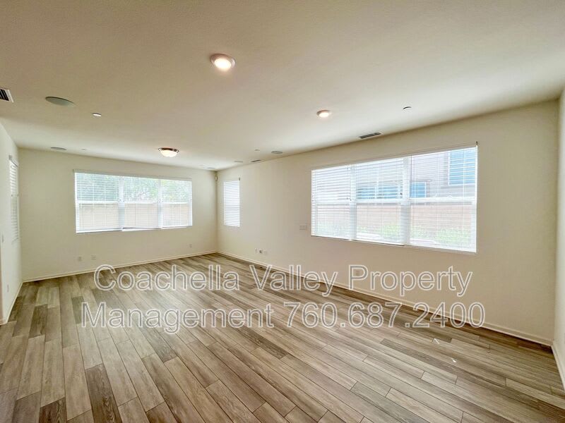 84443 Passagio Lago Way – photo 2