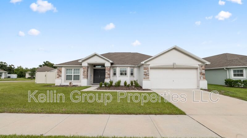 4762 Drake Ave – photo 1