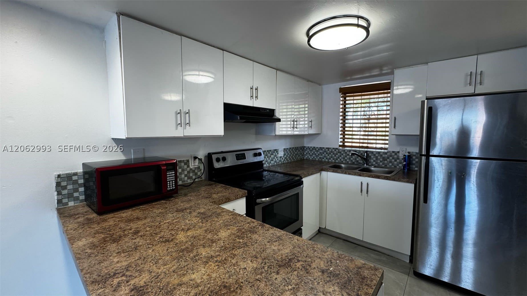 5530 W 26th Ct – photo 2