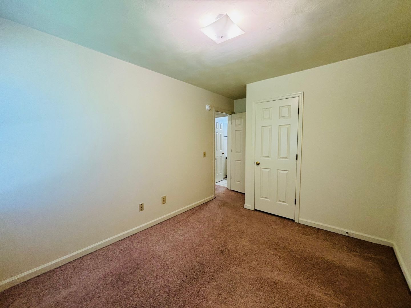 2500 Ridge Road – photo 4