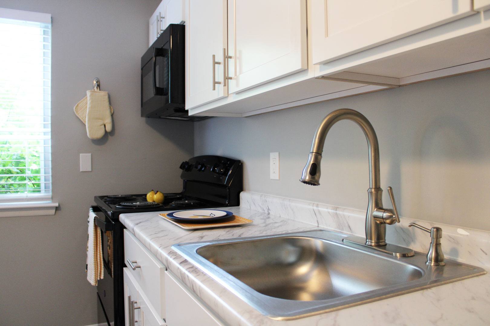 Highview Manor Apartments – photo 3