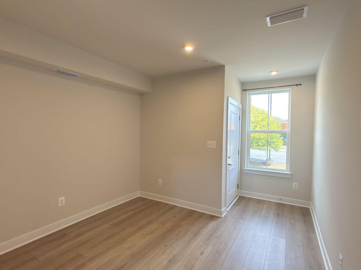 3 Bed 2 5 Bath Townhouse For Rent In Chantilly Virginia – photo 2
