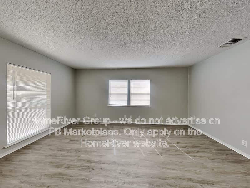 911 Hickory Hill Dr – photo 3