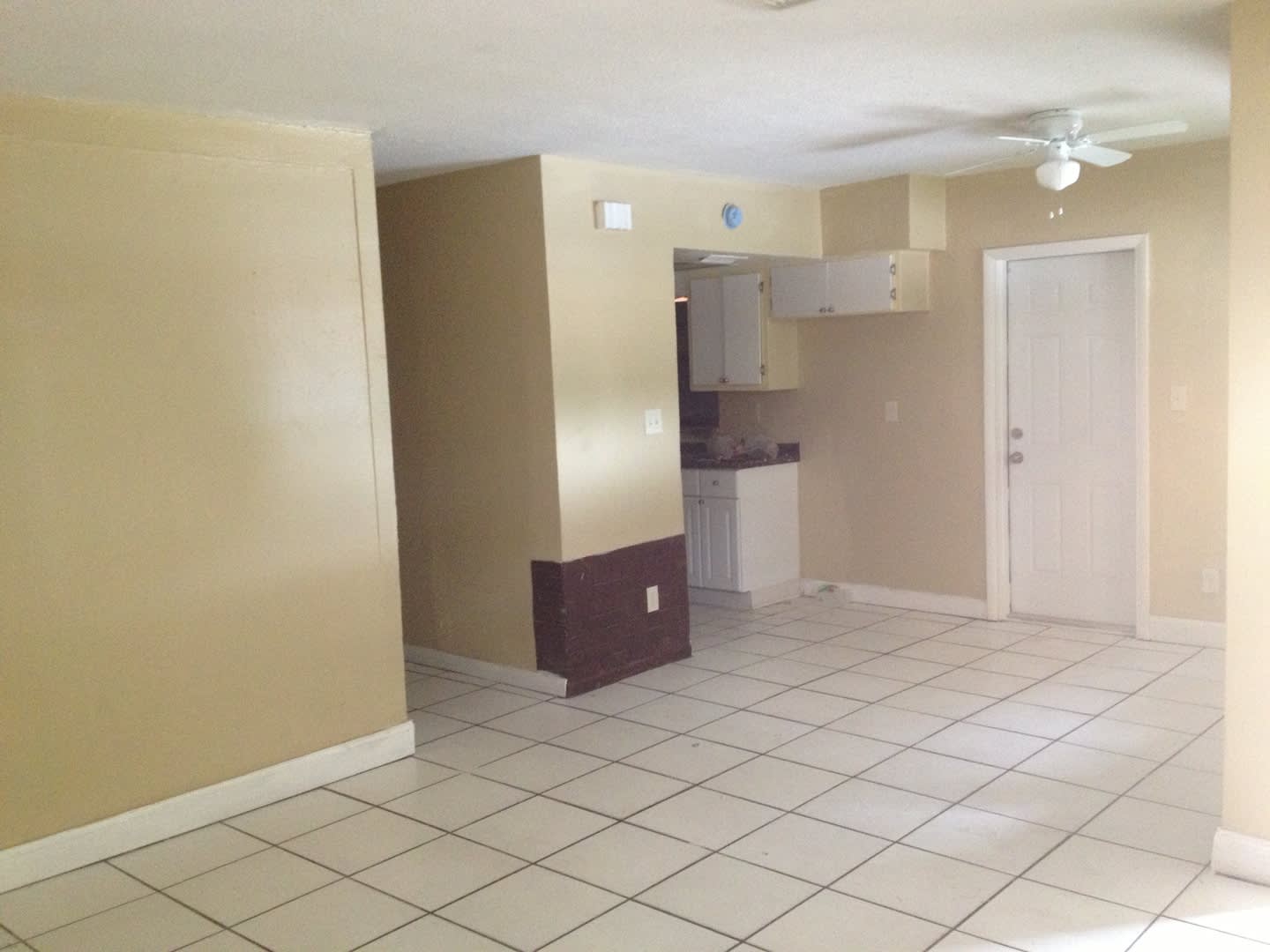 Large 4-2 house – photo 3
