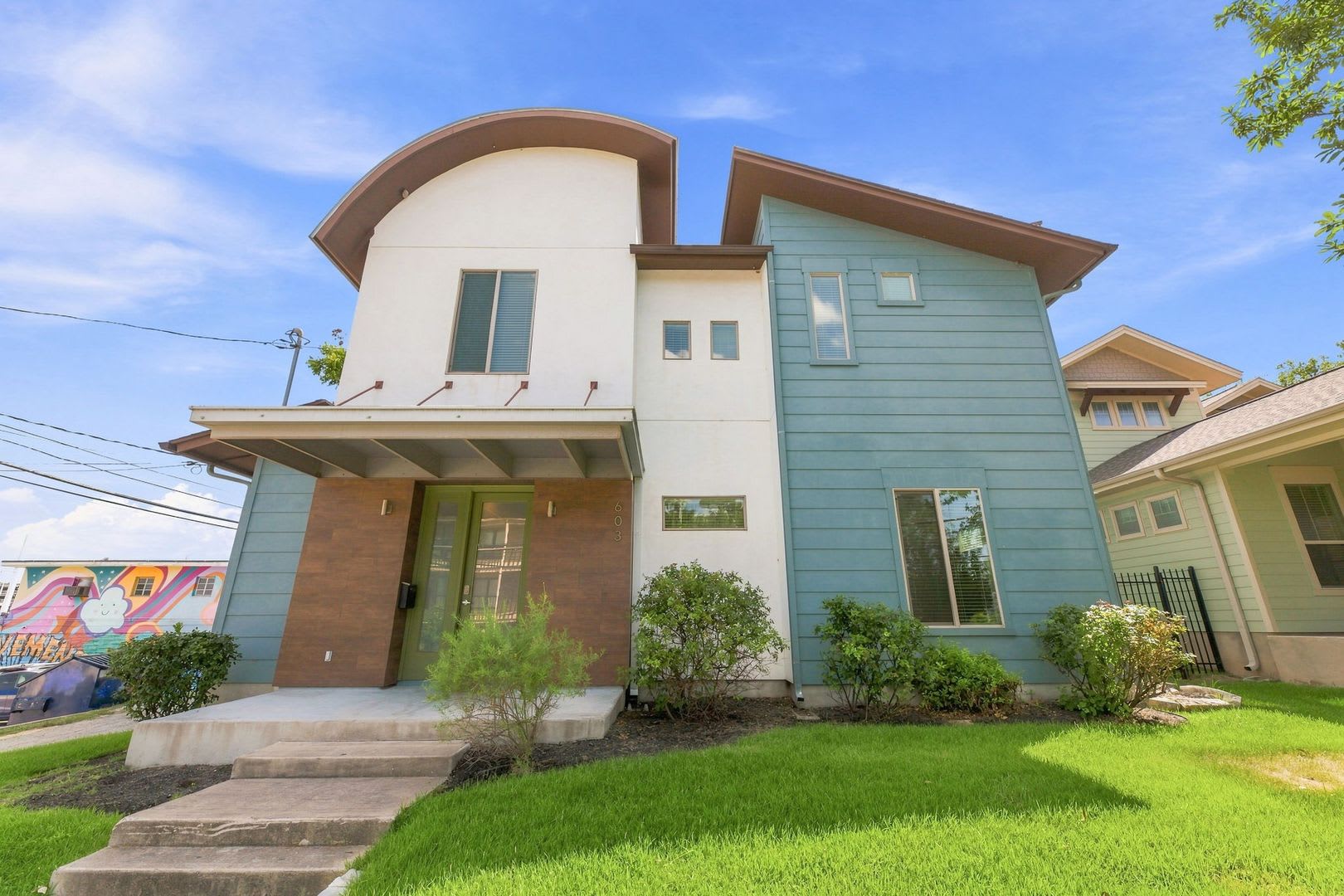 603 W 30th Street – photo 3