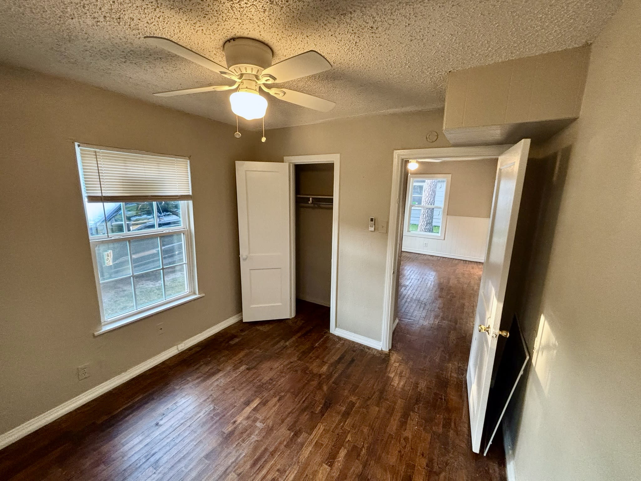 315 Ritchey St – photo 5