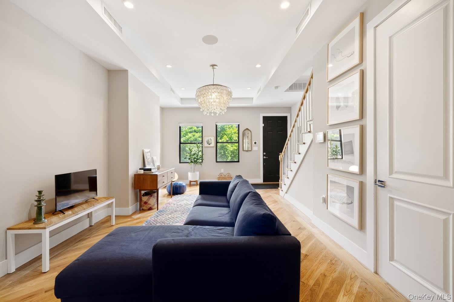 297 QUINCY Street – photo 3