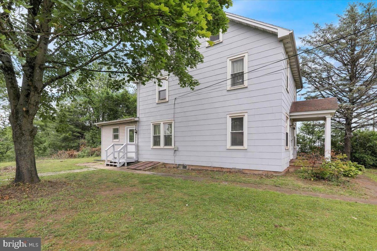 144 E BAUMSTOWN Road – photo 3